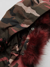 Load image into Gallery viewer, Womens Ryn Parka - Sand Brown
