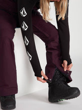 Load image into Gallery viewer, Womens Elm Gore-Tex Bib Overall - Black
